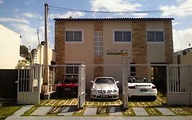 Flats Gol De Placa Casa De Hóspedes 2*